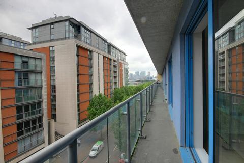 1 bedroom apartment to rent, Westgate Apartments Western Gateway E16 1BJ