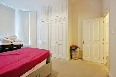 2 bedroom flat to rent, Sinclair Road, W14