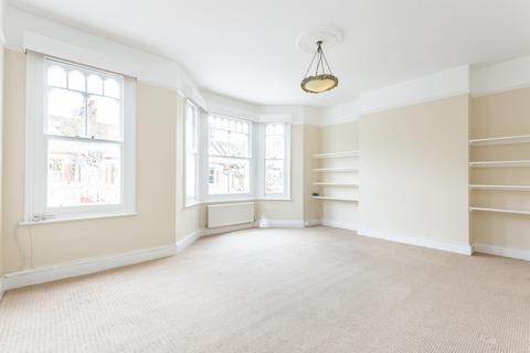 3 bedroom flat to rent, Bowood Road, Battersea