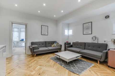 2 bedroom flat to rent, Horn Lane, Acton