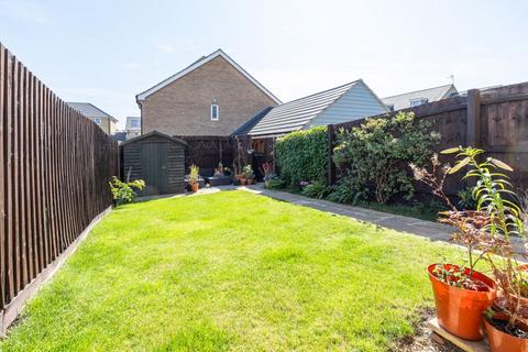 3 bedroom terraced house for sale, Longhorn Drive, Milton Keynes