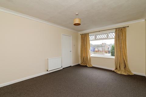 3 bedroom bungalow to rent, Fern Avenue, Oulton Broad, Lowestoft, NR32