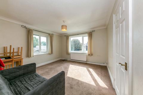 2 bedroom apartment to rent, Guildford Park Avenue, Guildford