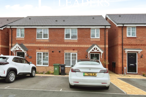 3 bedroom semi-detached house to rent, Prestigious Location - Massey Drive, Worcester, WR5