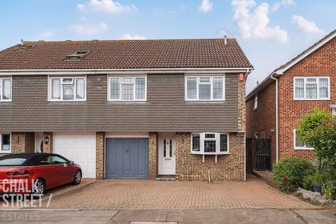 4 bedroom semi-detached house for sale, Ilfracombe Crescent, Hornchurch, RM12