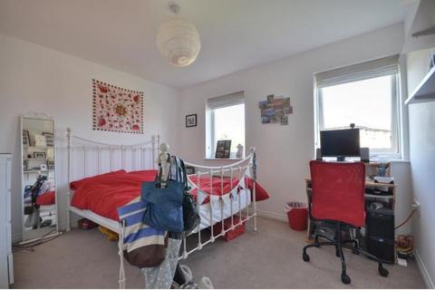 2 bedroom apartment to rent, Little London Close, Hillingdon, Middlesex UB8 3UG