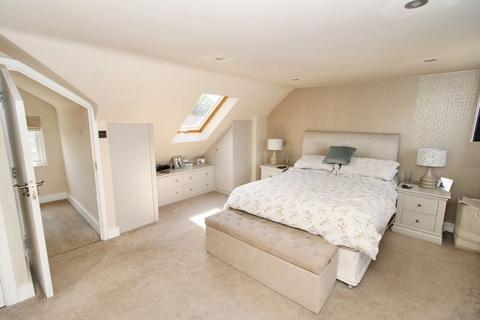4 bedroom semi-detached house for sale, Copes Shroves, Hazlemere HP15