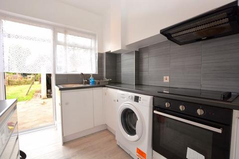 3 bedroom end of terrace house to rent, Balmoral Road, South Harrow
