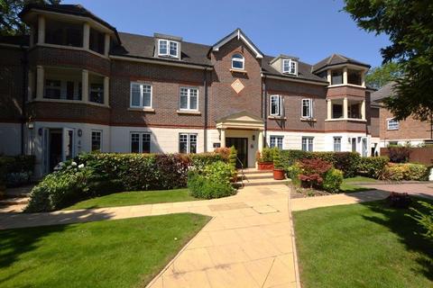 2 bedroom flat for sale, Westfield Park, Hatch End