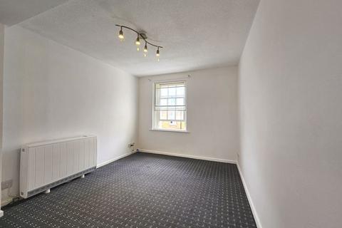 1 bedroom apartment to rent, Brunswest Court, Gloucester