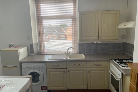 1 bedroom terraced house to rent, Soothill Lane, Soothill, Batley