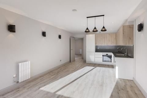 2 bedroom apartment to rent, DUKES WAY, London HA9