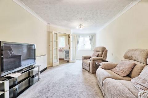 1 bedroom flat for sale, Cedar Avenue, Chelmsford CM1