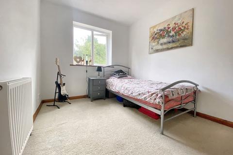 21 Dart Road, Worcester, WR5 1LF