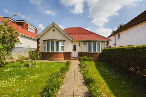 2 bedroom bungalow for sale, Mile Oak Road, Portslade, Brighton, East Sussex, BN41