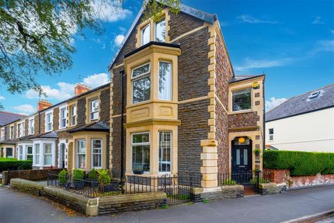 5 bedroom end of terrace house for sale, Bangor Street, Cardiff, CF24 3LR