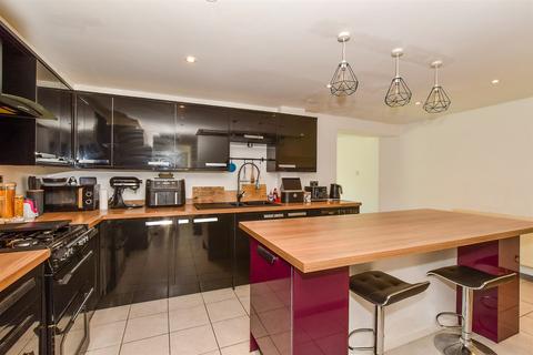 3 bedroom end of terrace house for sale, Granary, Paddock Wood, Tonbridge, Kent