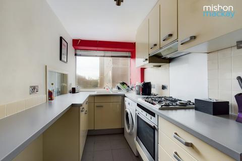 1 bedroom flat for sale, Eaton Road, Hove, East Sussex, BN3