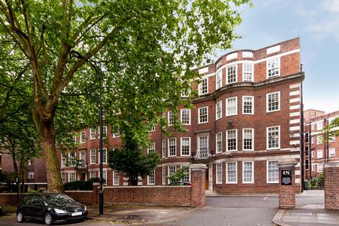 3 bedroom apartment to rent, Avenue Lodge, Avenue Road, St John's Wood, London, NW8