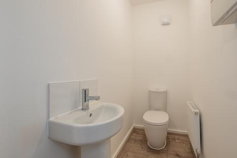 2 bedroom house to rent, at Swan Grange, Peony Way, Witham St Hughs LN6 LN6