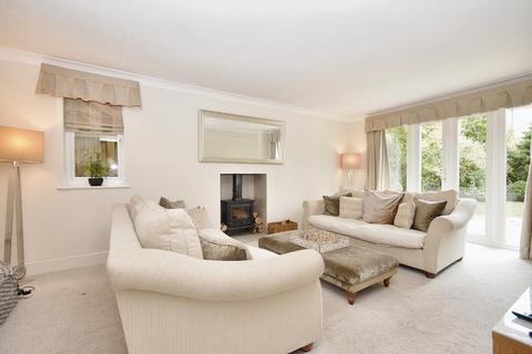 5 bedroom detached house for sale, Hawthorne Close, Calderstones Park, Whalley, Lancashire, BB7 9RD
