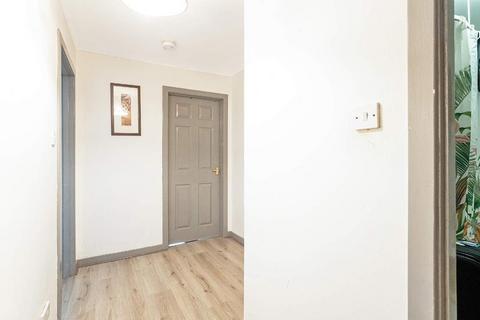 1 bedroom flat for sale, Gibson Street, Gallowgate, G40 2SN