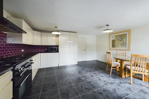 4 bedroom terraced house for sale, Nottage Crescent, Braintree, CM7