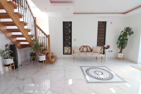 158 Barton Road, Luton, LU3 2BE