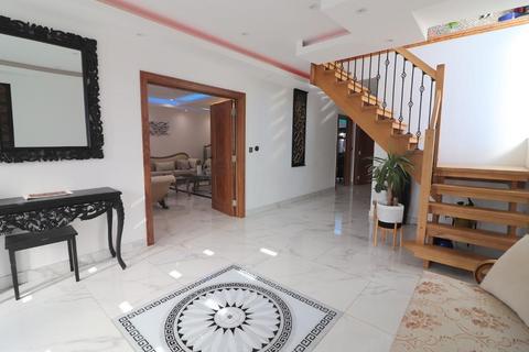158 Barton Road, Luton, LU3 2BE