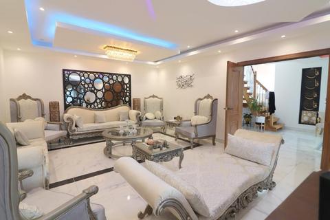 158 Barton Road, Luton, LU3 2BE