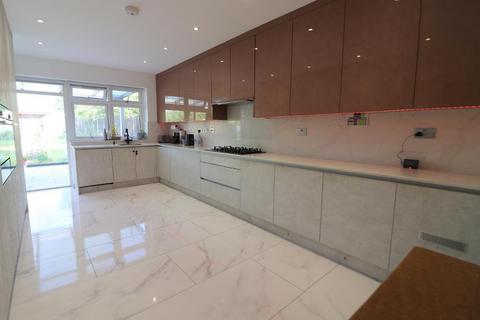 158 Barton Road, Luton, LU3 2BE