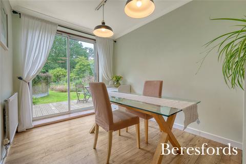42 Spital Lane, Brentwood, CM14 5PG