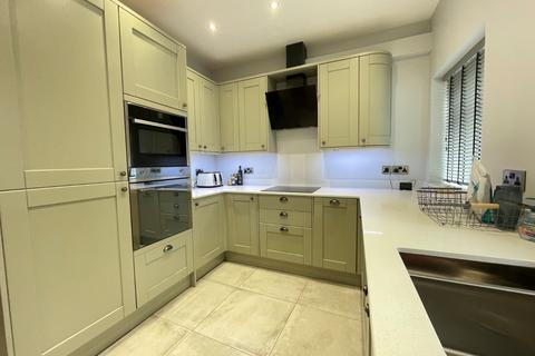 3 bedroom terraced house to rent, Church View, Pool in Wharfedale, Otley, LS21