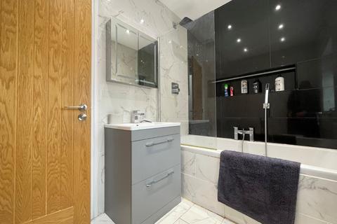 3 bedroom terraced house to rent, Church View, Pool in Wharfedale, Otley, LS21