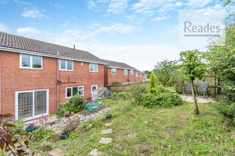 4 bedroom detached house for sale, Coed Y Graig, Penymynydd CH4 0