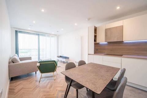 2 bedroom flat to rent, Makers Yard, London, E3