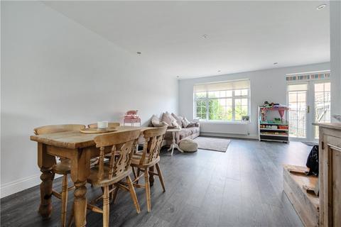 4 bedroom end of terrace house for sale, Sunningdale Close, Stanmore, Middlesex