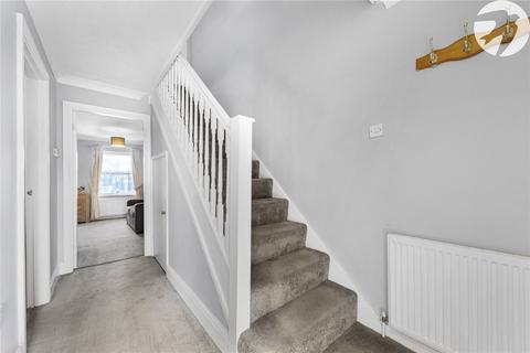 High Pines Mounts Road, Greenhithe, DA9 9LY