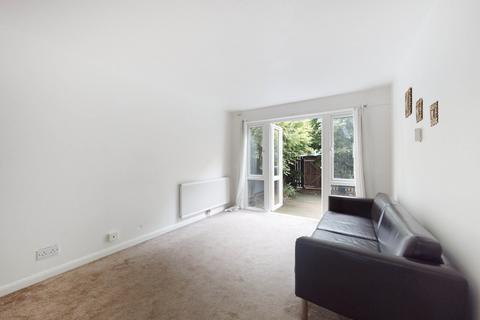 1 bedroom apartment for sale, Castleford Court, Henderson Drive, London, NW8
