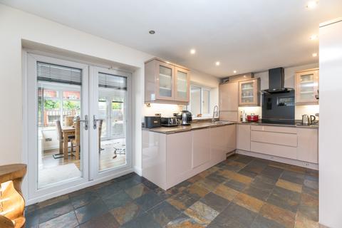 3 bedroom detached house for sale, Pasture Avenue, Oakworth, Keighley, West Yorkshire, BD22