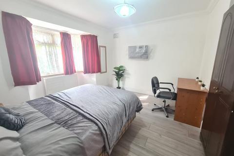 3 bedroom house share to rent, Earlham Green Lane