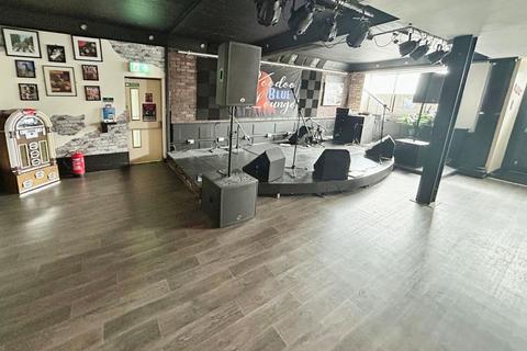 Bar and nightclub to rent, Dudley Road, Brierley Hill