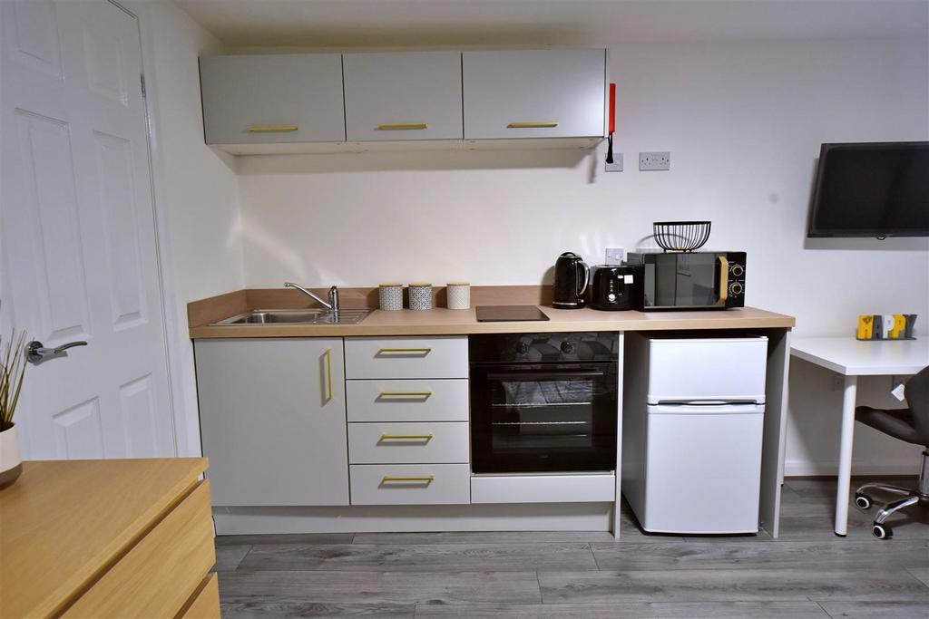 165 AR Room07 04.JPG