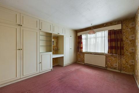 3 bedroom terraced house for sale, East Mead, Ruislip, HA4