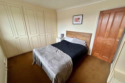 83 Epping Way, London, E4 7PG