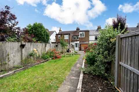3 bedroom terraced house for sale, New Road, Croxley Green