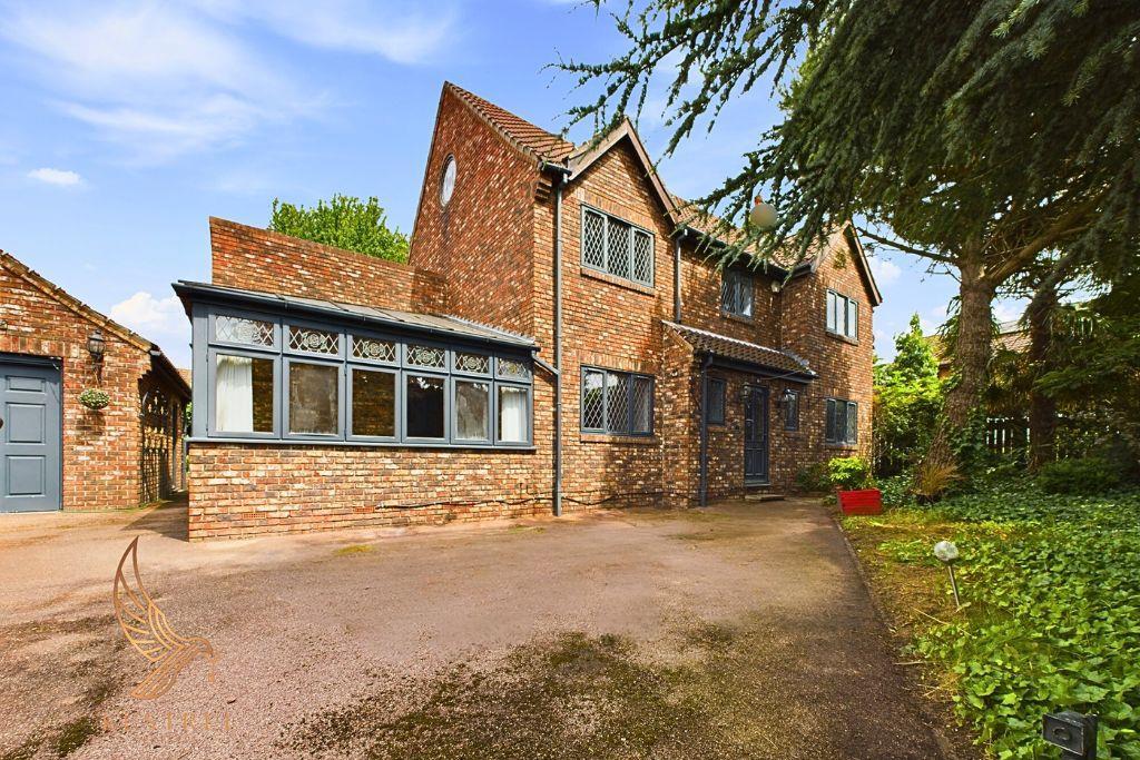 Doncaster Road, Doncaster DN5 5 bed detached house for sale £500,000