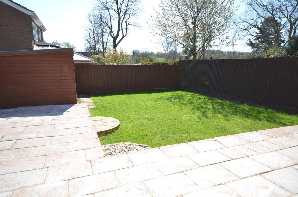Davis Close, Rothwell 4 bed detached house for sale £335,000