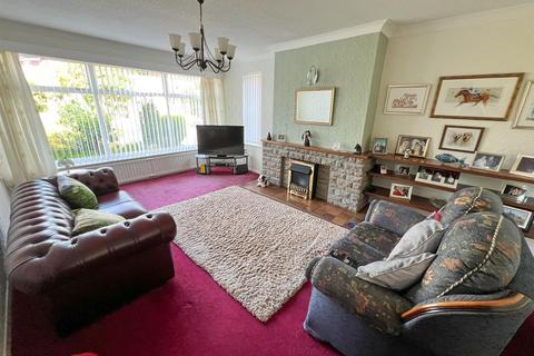 3 bedroom detached bungalow for sale, Woodmeadow Road, Ross-On-Wye HR9