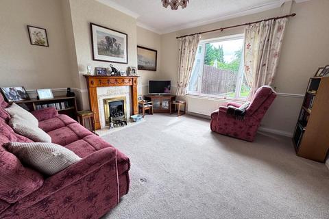 3 bedroom semi-detached house for sale, Peaselands, Desborough, Kettering